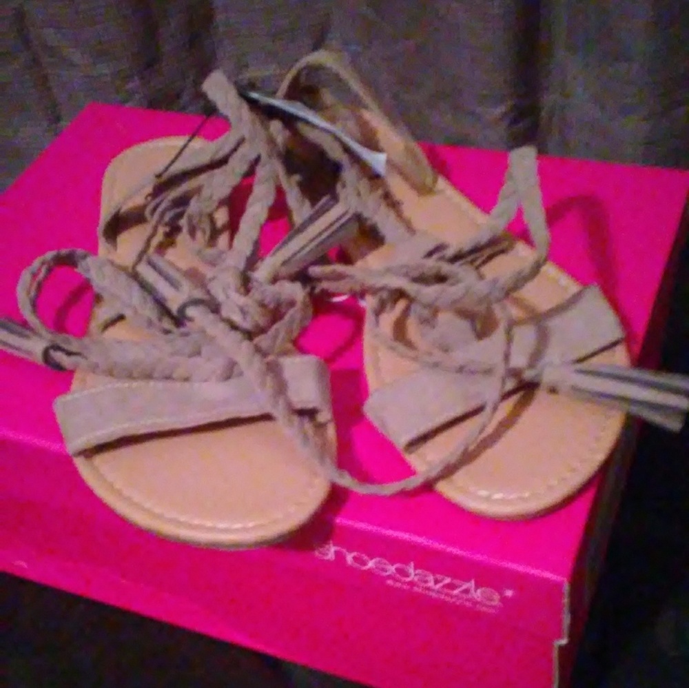 Lace up size 6-7 small women's sandals
